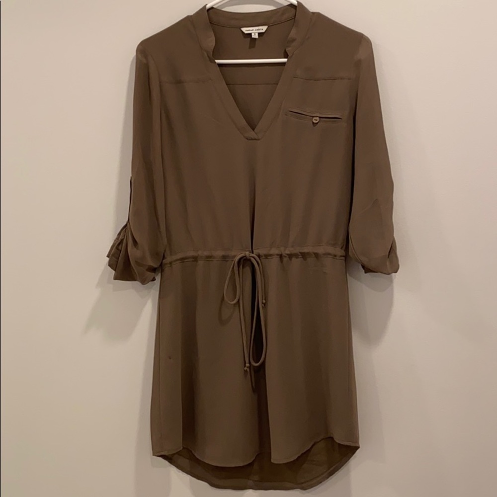 Like new 3/4 sleeve chiffon dress